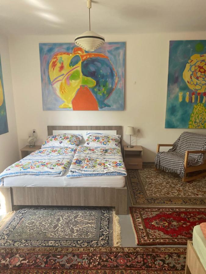 Křivoklát Orli Hnizdo At Chateau Novak מראה חיצוני תמונה